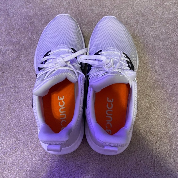 Adidas bounce - Picture 2 of 3